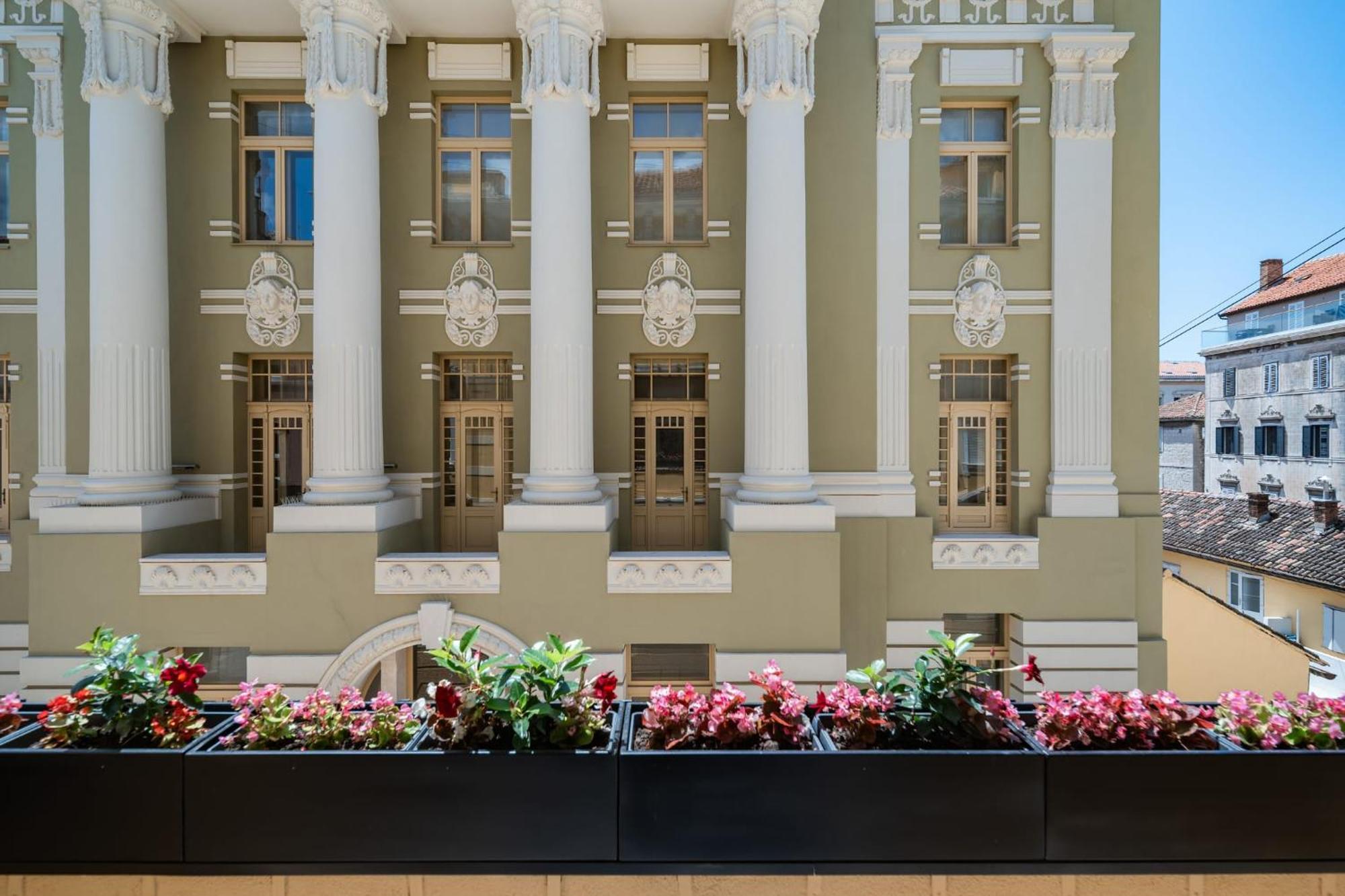 Monamel Luxury Suites Сплит Экстерьер фото